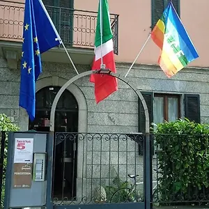  Casa de hóspedes Gira