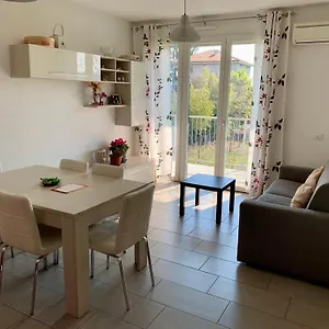 Apartamento Ennodio, Como